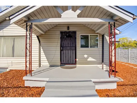 4963 SE Bybee Boulevard Portland OR 97206