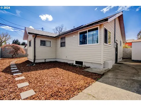 4963 SE Bybee Boulevard Portland OR 97206