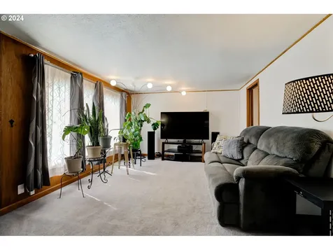 4963 SE Bybee Boulevard Portland OR 97206