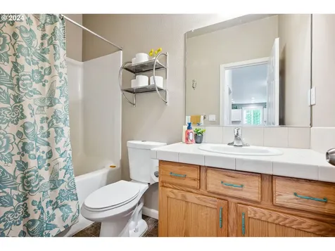 4525 Se Rosewood Street Hillsboro OR 97123