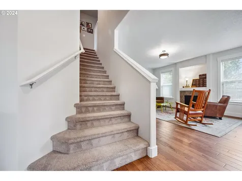 4525 Se Rosewood Street Hillsboro OR 97123