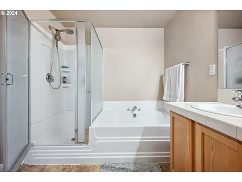 4525 Se Rosewood Street Hillsboro OR 97123