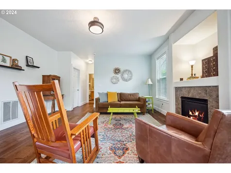 4525 Se Rosewood Street Hillsboro OR 97123