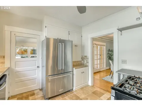 2312 Ne 54th Avenue Portland OR 97213