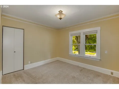 2312 Ne 54th Avenue Portland OR 97213