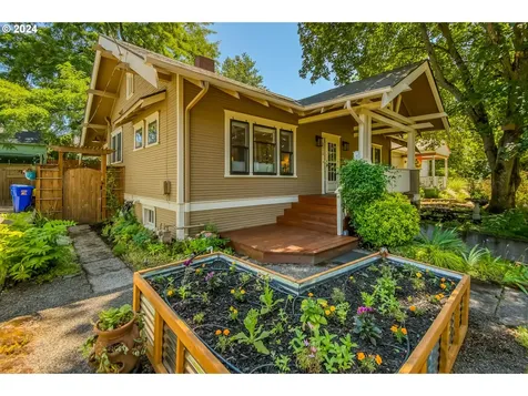 2312 Ne 54th Avenue Portland OR 97213