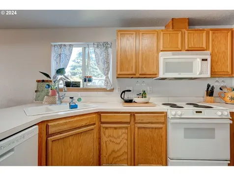 19209 Miles Street Oregon City OR 97045