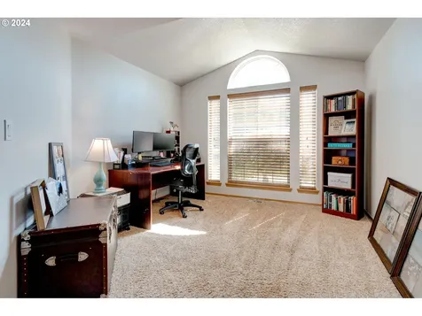 19209 Miles Street Oregon City OR 97045