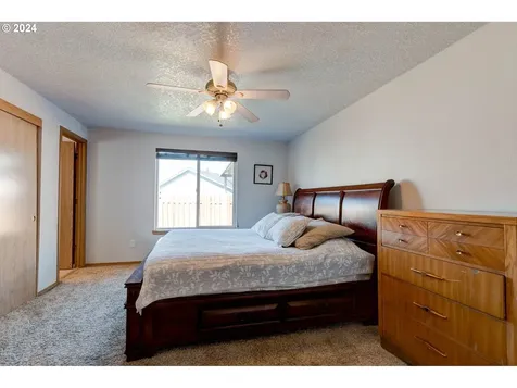 19209 Miles Street Oregon City OR 97045
