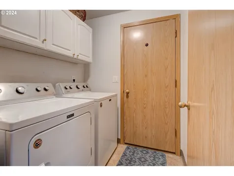 19209 Miles Street Oregon City OR 97045