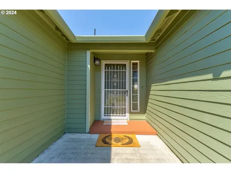19209 Miles Street Oregon City OR 97045