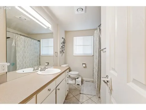 3851 Alcona Street Springfield OR 97478