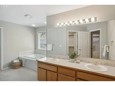 10950 SW Bannoch Street Tualatin OR 97062