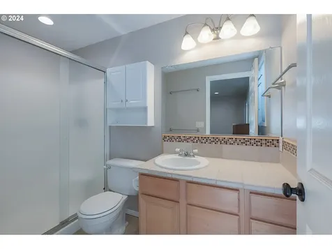 322 Nw Jason Court Hillsboro OR 97124
