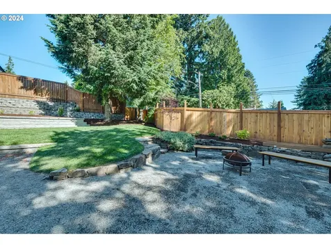 322 Nw Jason Court Hillsboro OR 97124