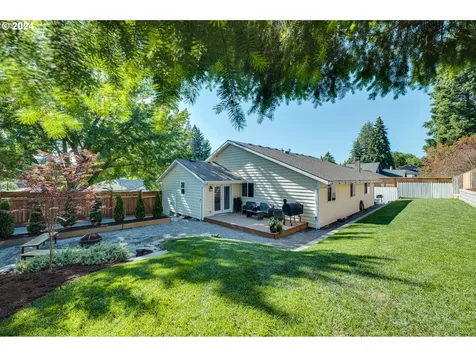 322 Nw Jason Court Hillsboro OR 97124