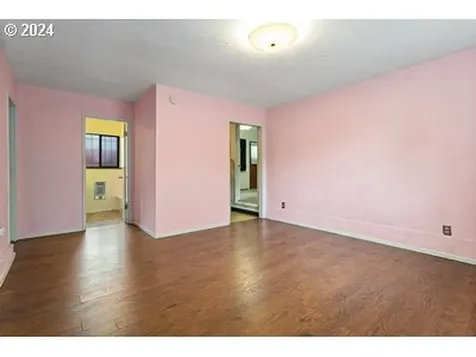 4526 N Hunt Street Portland OR 97203
