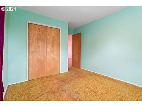 4526 N Hunt Street Portland OR 97203
