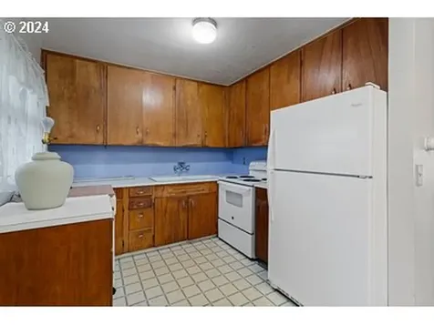 4526 N Hunt Street Portland OR 97203