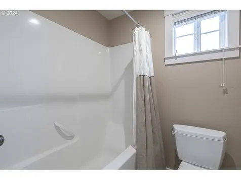 5434 Salal Street SE Salem OR 97306