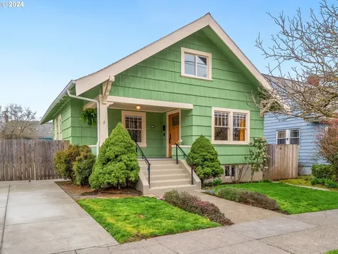 725 Ne 80th Avenue Portland OR 97213