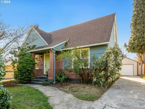 1611 Se 60th Avenue Portland OR 97215