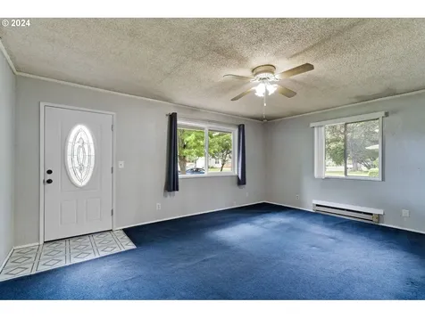 1996 Church Street Ne Salem OR 97301