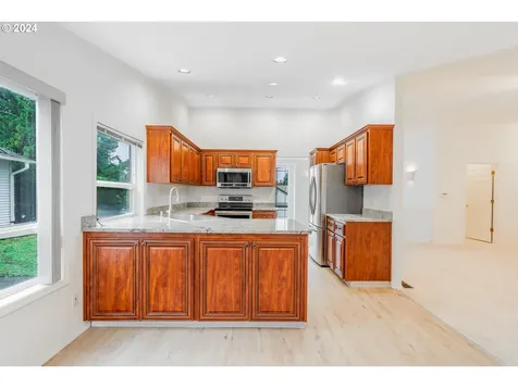 2715 NE 94th Street Vancouver WA 98665