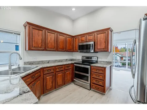 2715 NE 94th Street Vancouver WA 98665