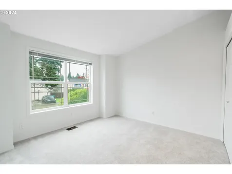 2715 NE 94th Street Vancouver WA 98665