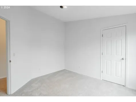 2715 NE 94th Street Vancouver WA 98665