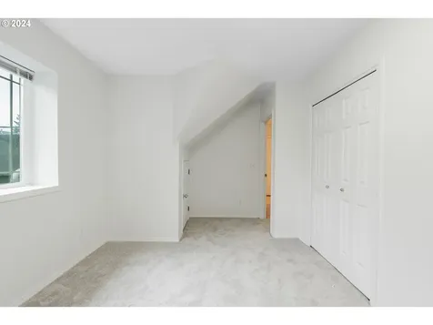 2715 NE 94th Street Vancouver WA 98665