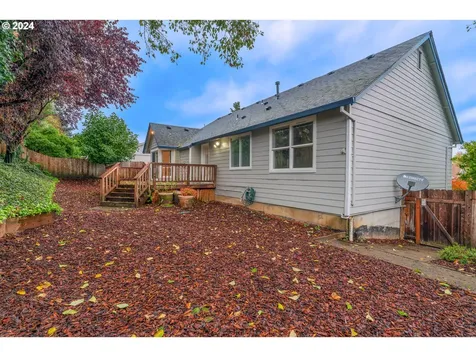 2715 NE 94th Street Vancouver WA 98665