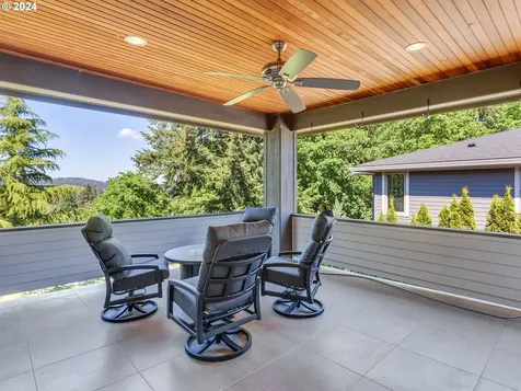 915 Cedar Street Lake Oswego OR 97034