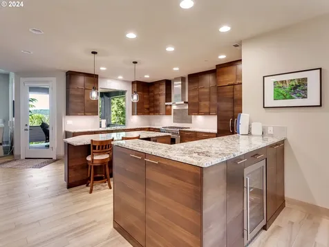 915 Cedar Street Lake Oswego OR 97034
