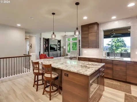 915 Cedar Street Lake Oswego OR 97034