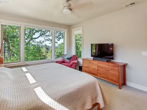 915 Cedar Street Lake Oswego OR 97034