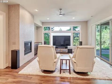 915 Cedar Street Lake Oswego OR 97034