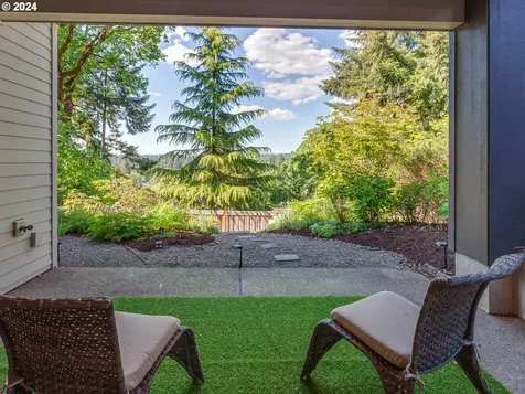 915 Cedar Street Lake Oswego OR 97034