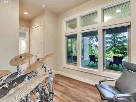 915 Cedar Street Lake Oswego OR 97034
