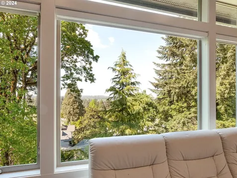 915 Cedar Street Lake Oswego OR 97034