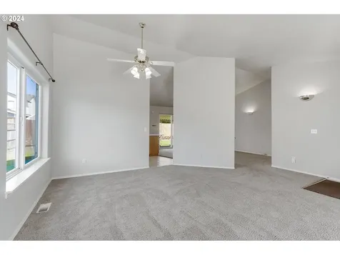 20014 Augusta Drive Oregon City OR 97045