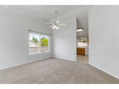 20014 Augusta Drive Oregon City OR 97045