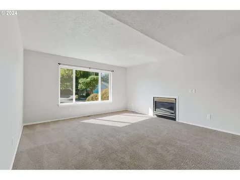 20014 Augusta Drive Oregon City OR 97045