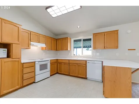 20014 Augusta Drive Oregon City OR 97045