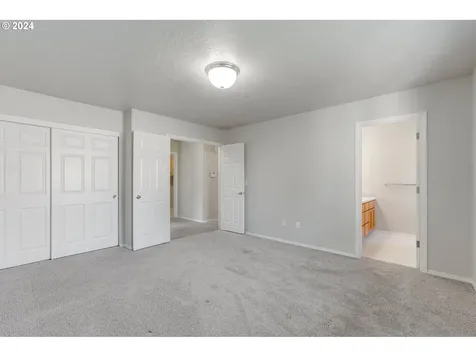 20014 Augusta Drive Oregon City OR 97045