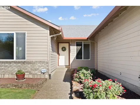 20014 Augusta Drive Oregon City OR 97045