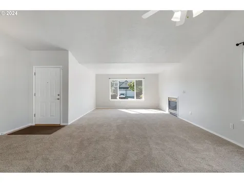 20014 Augusta Drive Oregon City OR 97045