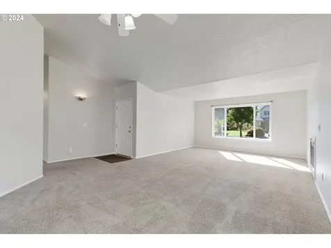 20014 Augusta Drive Oregon City OR 97045