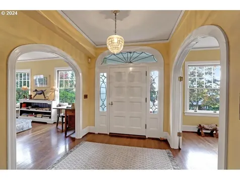 3022 NW Quimby Street Portland OR 97210